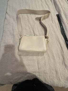 Katie Loxton Zana Bag White -
